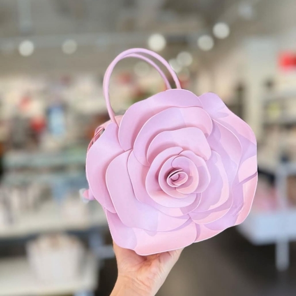 NWT Kate Spade Rose 3D Flora Crossbody Bag Handbag Novelty Pink Horizon Leather - Picture 2 of 5